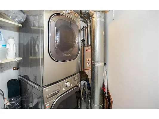 Sold by Keller Williams Realty Empire | media 17