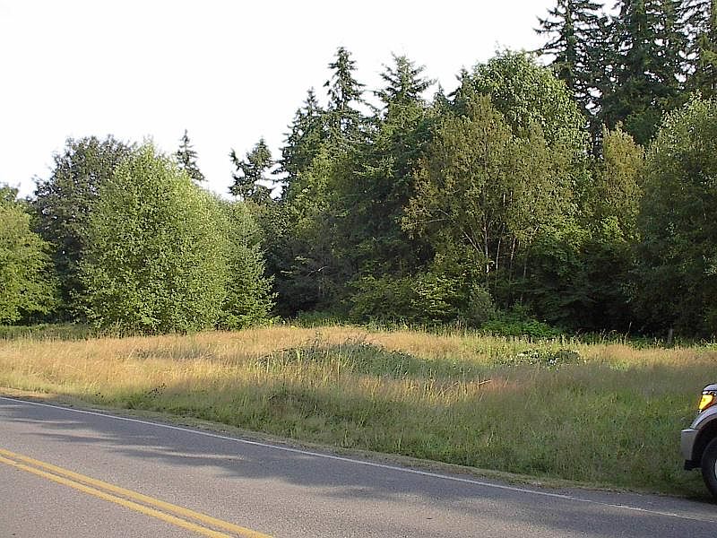 2nd image of 15611 Sunset Rd
