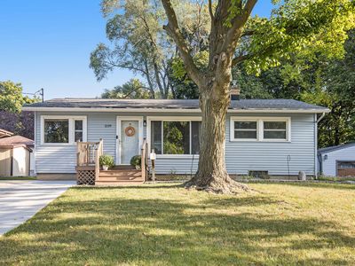 1119 Kentwood Dr NE, Grand Rapids, MI, 49505