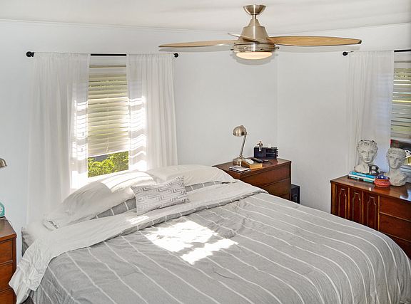 4th image of 5405 Thelen Ave