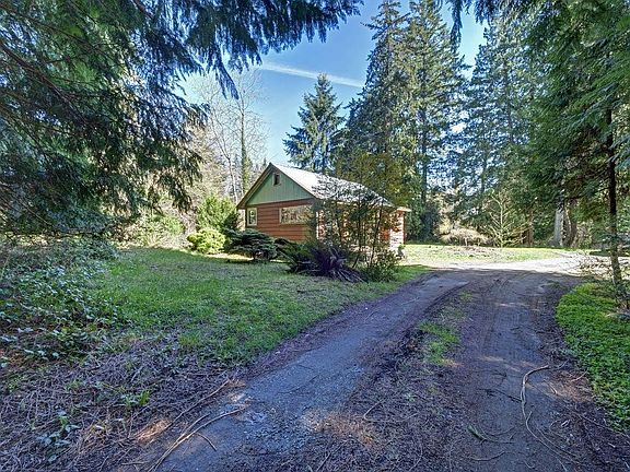 2nd image of 394 Pratt Rd