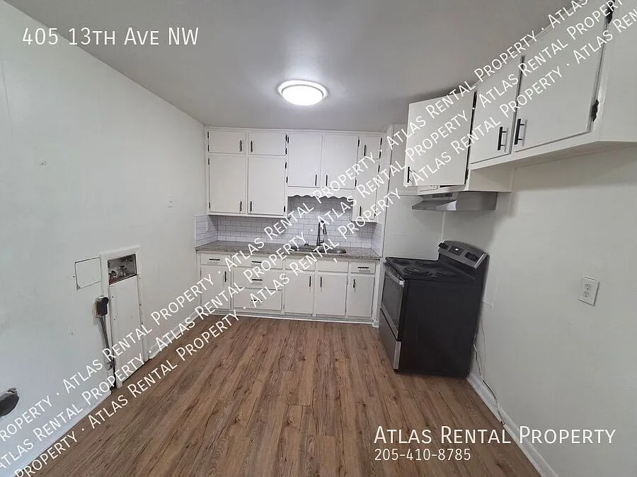 Move in Promo: $250 off First Month's Rent!! 3 Bedroom Beauty- Move in Ready — Photo 3