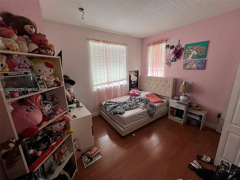 1535 SE 26th St #200 — Photo 29