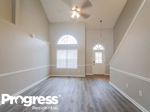 4th image of 9742 Dogwood Ct W