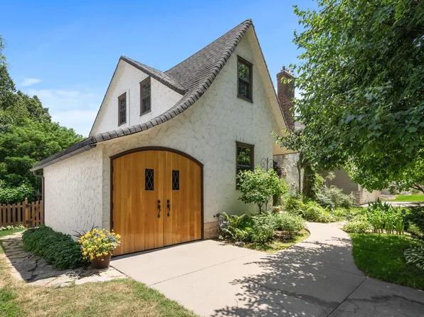 4241 Alden Dr, Edina, MN 55416