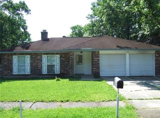 216 W Queens Dr, Slidell, LA 70458