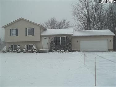 1st image of 691 Breezewood Ln
