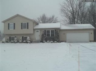 691 Breezewood Ln, Orwell, OH 44076