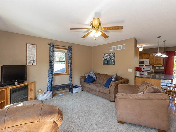 2nd image of 218 High Ave