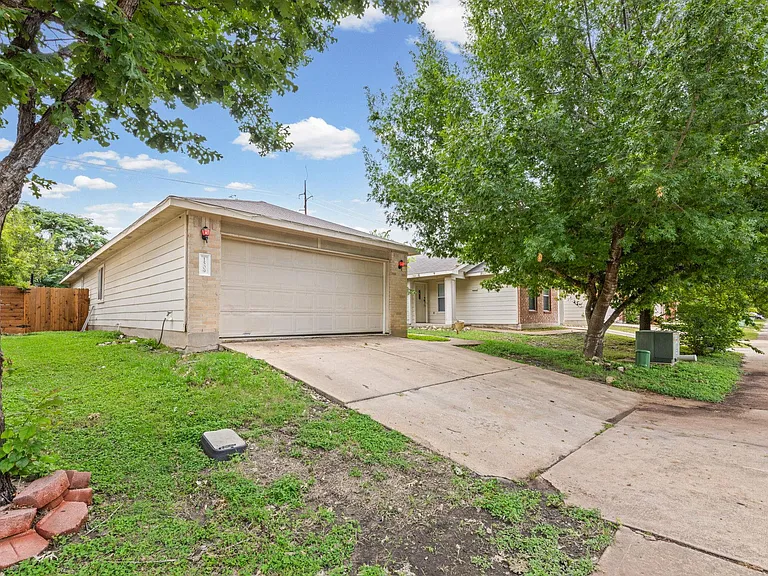 1509 Coriander Dr — Photo 2