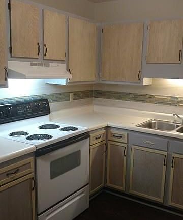 3rd image of 125 Marlene Dr