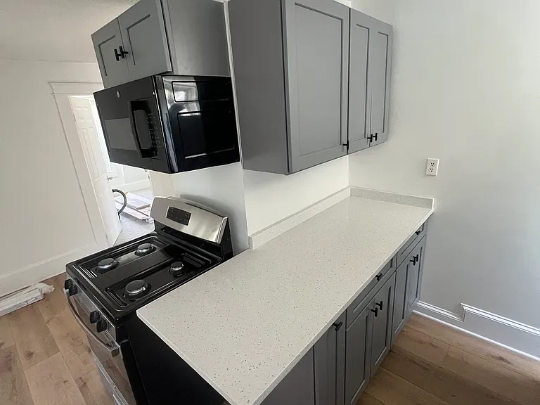 122 Market St #2 — Photo 6