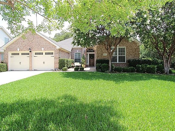 2nd image of 1513 Redwood Crest Ln