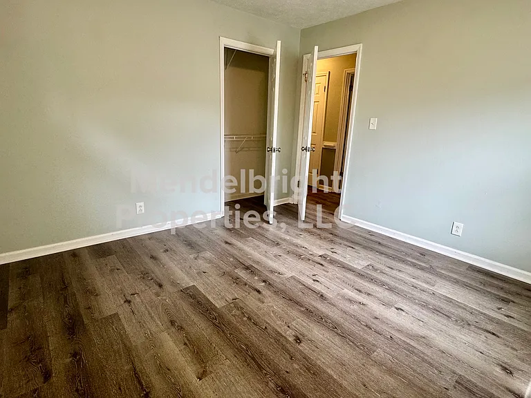 826 Tanner Rd — Photo 13