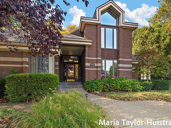 2nd image of 15926 Orchard Point Dr