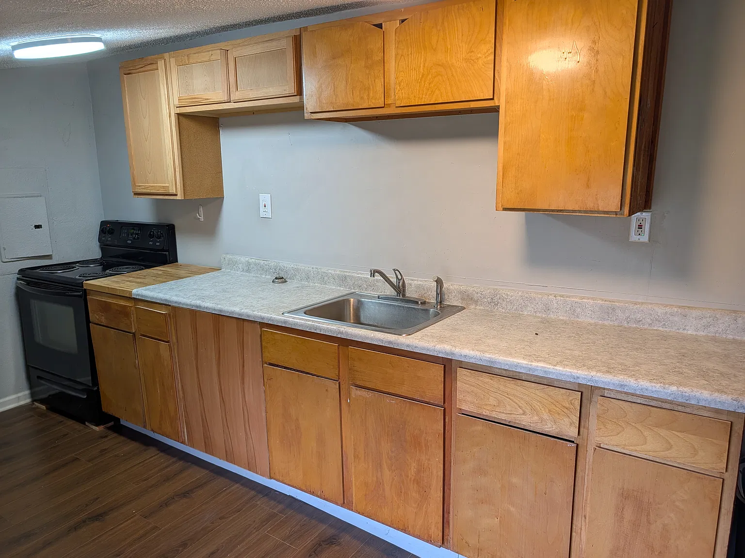 2 bed, 900 sqft, $1,200 — Photo 4