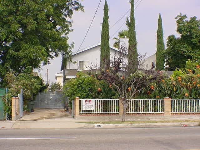 1st image of 207 N New Ave