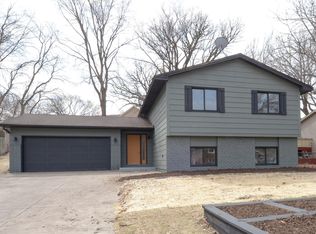 7201 122nd Ave N, Champlin, MN 55316