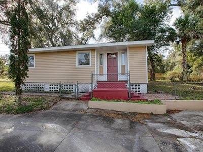 125 W Dundee Ave, De Leon Springs, FL, 32130