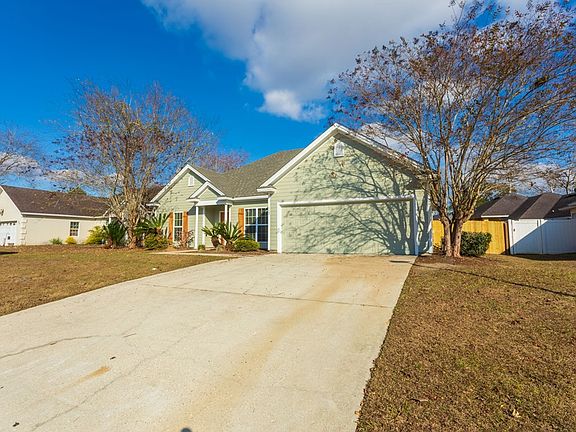 3rd image of 117 Sparrow Dr