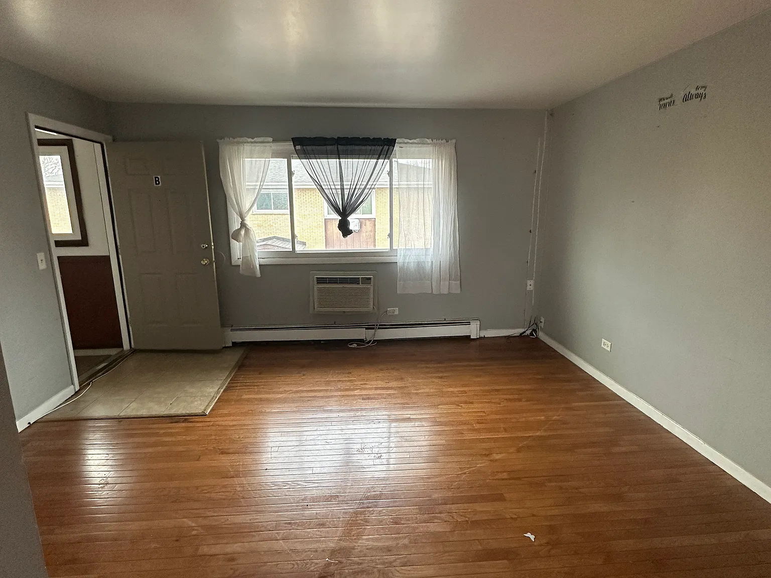 1640 Mulberry Ln — Photo 4
