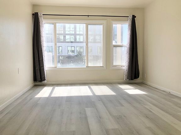 3rd image of 2452 Van Ness Ave #200