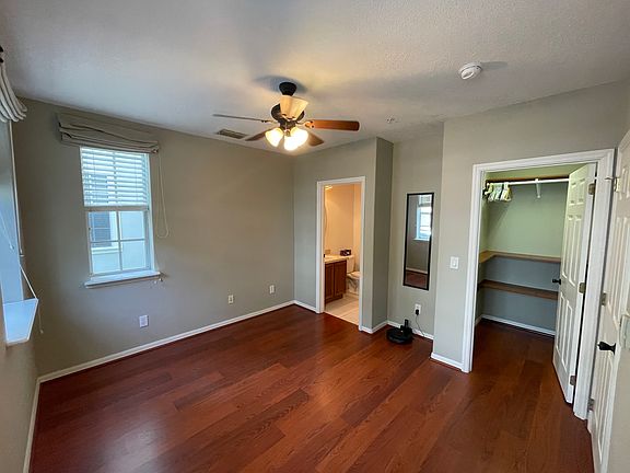 3rd image of 4725 Anson Ln