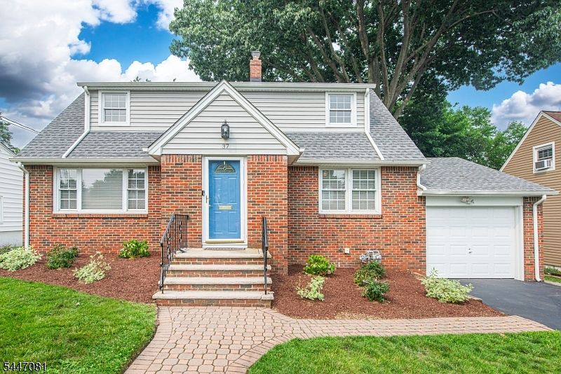 1st image of 37 Evans Rd