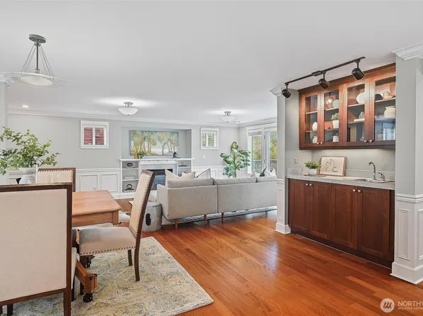 6710 Alonzo Avenue NW, Seattle, WA 98117