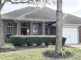 4118 S Webber Dr, Pearland, TX 77584
