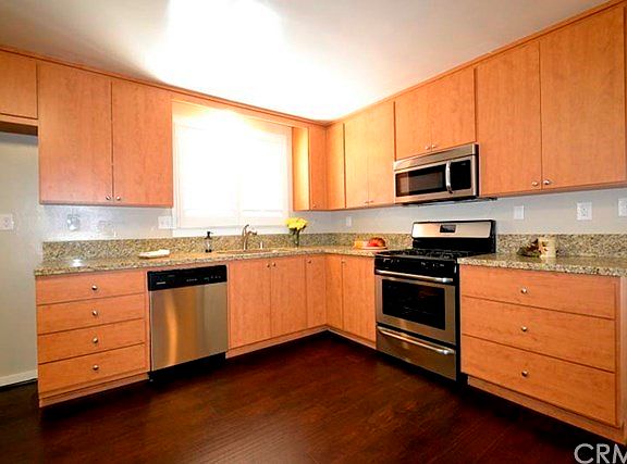 3rd image of 1335 Olivine Ave