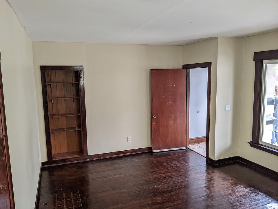 1st image of 1348 Lynn St APT 1