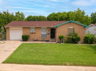 1113 Bridlewood Dr, Garland, TX 75040