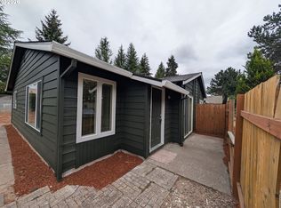 2027 SE River Rd, Hillsboro, OR 97123