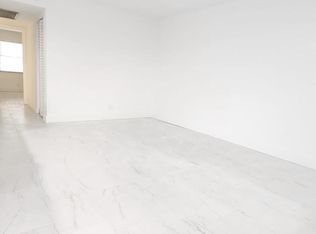 2003 Lincoln A, Boca Raton, FL 33434