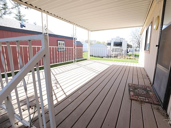 2nd image of 419 Fruitland Ave Trailer 43