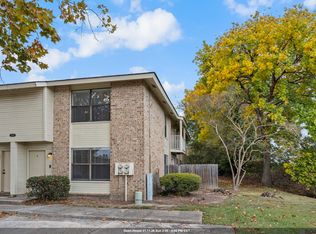 8060 Pennth Ave APT B, Baton Rouge, LA 70809