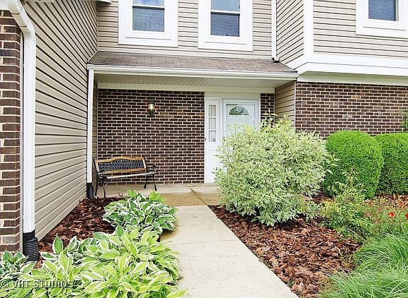 2nd image of 242 Coventry Ct