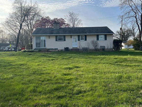 3rd image of 112 Stump Rd