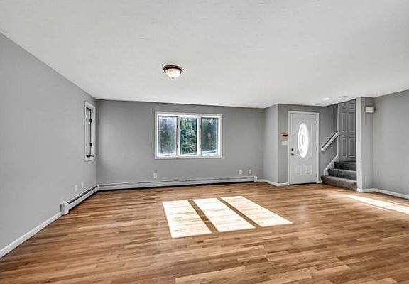 5th image of 16 Timberlane