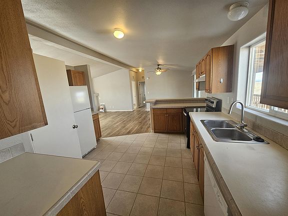 5th image of 16100 Ds Rd