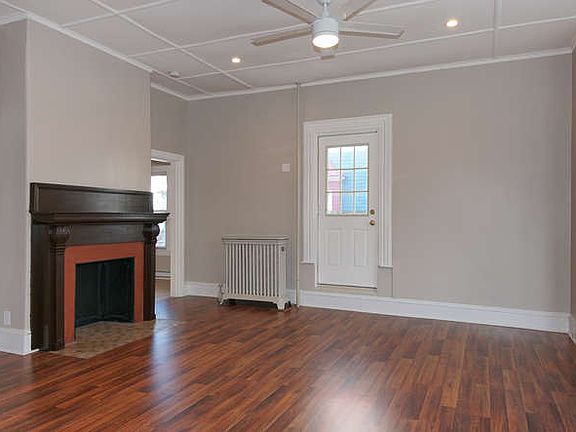 4th image of 48 Bank St Unit 1