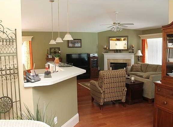 5th image of 2618 Youngwood Ln