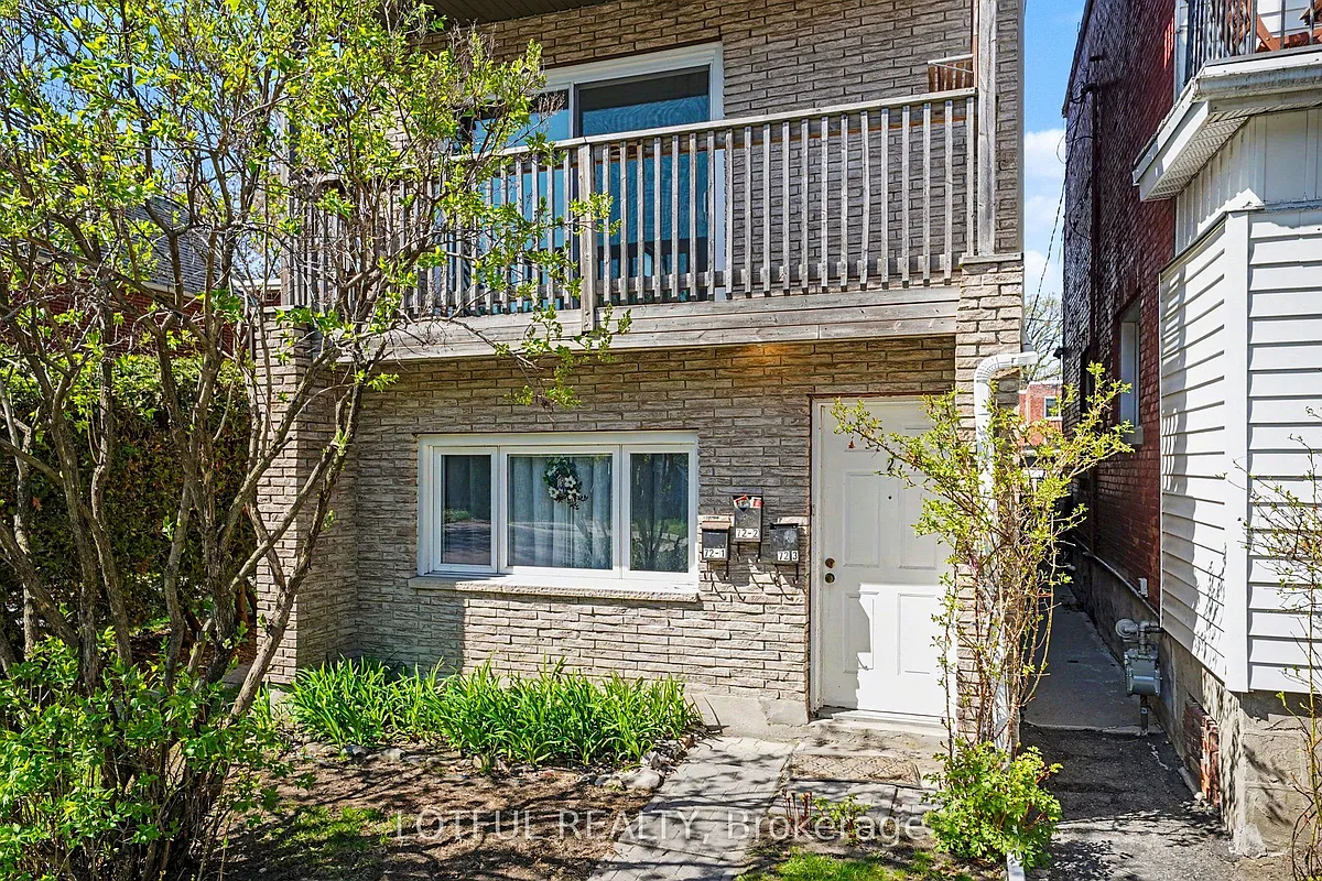 Building Photo - 72 Spadina Ave #2