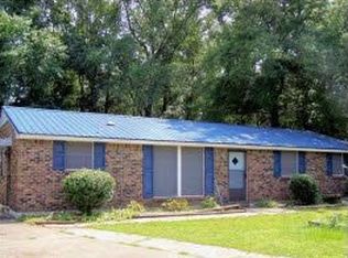 105 Magnolia Ct, Prattville, AL 36067