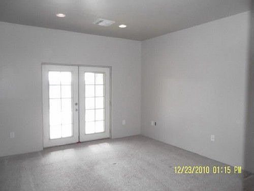 2nd image of 6107 W Greenbriar Dr