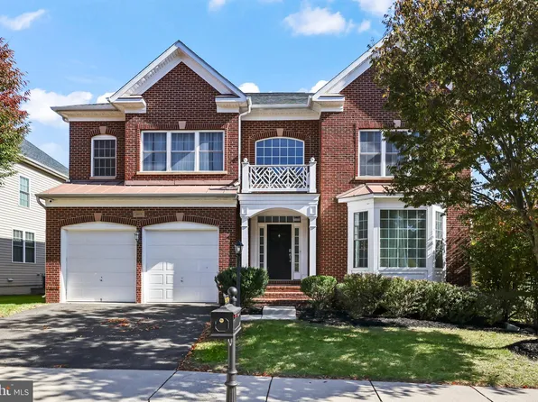 25170 Great Berkhamsted Dr, Aldie, VA 20105