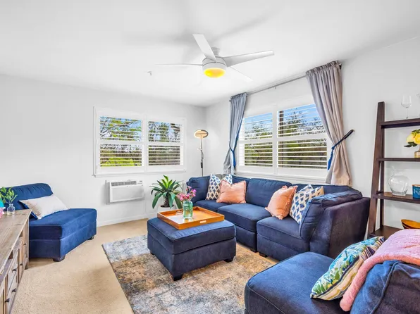 60 Kihalani St Unit 1007, Kihei, HI 96753
