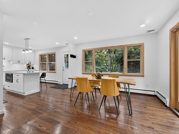 5th image of 6A Rochester Court