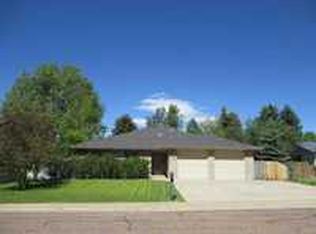 1058 Empinado Dr, Laramie, WY 82072